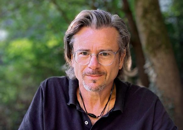 Autorenlesung mit Holger J. August
